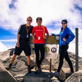 mt. kinabalu hike