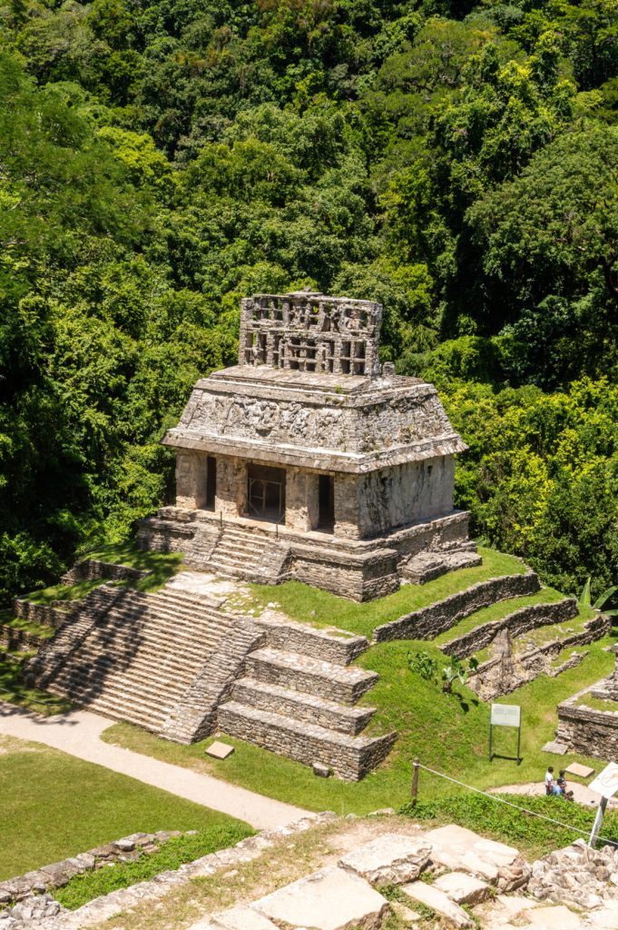 tour the mayan ruins