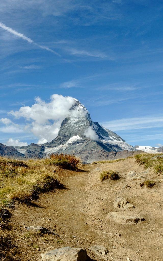 WHERE TO HIKE IN ZERMATT SWITZERLAND