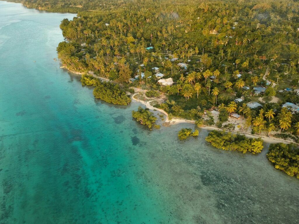 solo female travel Vanuatu