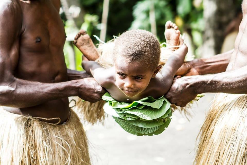 solo female travel Vanuatu