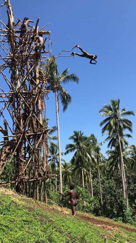 solo female travel Vanuatu